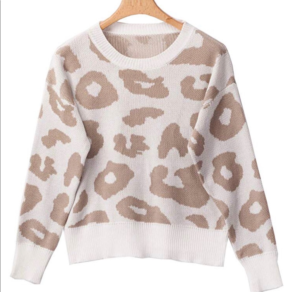 Leopard loose crew neck